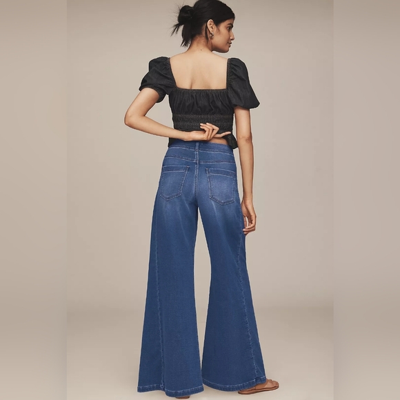 NWT The Adi Knit Mid-Rise Flare Jeans by Pilcro Size 33 In Frosted Blue Wash - Picture 7 of 8